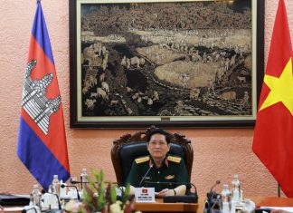 Vietnam enhances defence cooperation with Cambodia and Laos image001