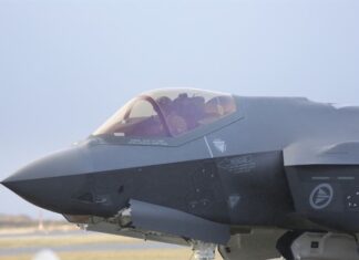 KONGSBERG signs agreement worth 1.7 billion NOK for deliveries to F-35 Joint Strike Fighter Picture 1