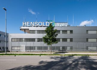 HENSOLDT ranked first in sustainability rating HENSOLDT Zentrale Taufkirchen red