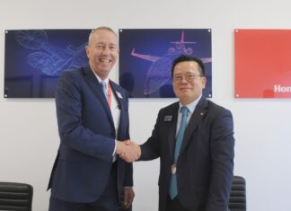 HONEYWELL & HANWHA SYSTEMS TO COLLABORATE ON URBAN AIR MOBILITY DEVELOPMENT IN SOUTH KOREA Mike Madsen Honeywell Sungchul Eoh Hanwha Systems