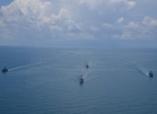 Singapore and Indonesian Navies Conclude Bilateral Mine-Countermeasure Exercise 16aug22nr photo1cropped