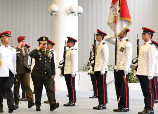 Chief of Staff of the Indonesian Army Makes Introductory Visit to Singapore 18nov22 nr2 photo2