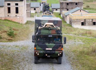 InterRoC research project – Rheinmetall HX trucks demonstrate automated driving capabilities Teaser 750x500 RobotikKonvoi