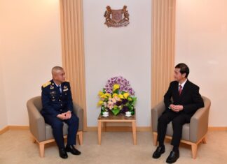 Royal Thai Air Force Commander-In-Chief Makes Introductory Visit to Singapore 15dec22 nr photo1
