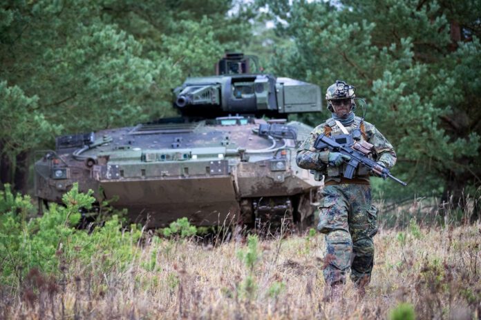 Puma_Infanterist_der_Zukunft_Rheinmetall_System_Panzergrenadier (1)