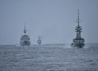 Singapore and Malaysia Navies Conduct Bilateral Exercise Malapura 14sep23 nr2 photo1