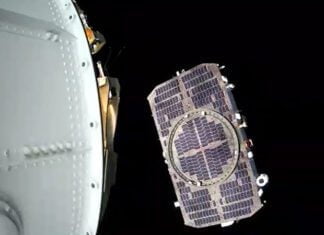 Hanwha Systems unveils stunning Earth images captured by small SAR satellite hanwha system small sar satellite in orbit in space
