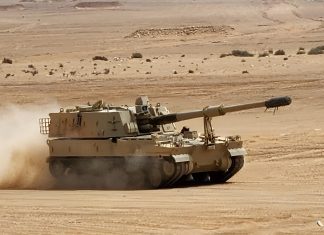 Hanwha Aerospace completes testing for Indigenous K9 SPH engine Photo K9 Self Propelled Howitzer Performs Desert Driving Test scaled